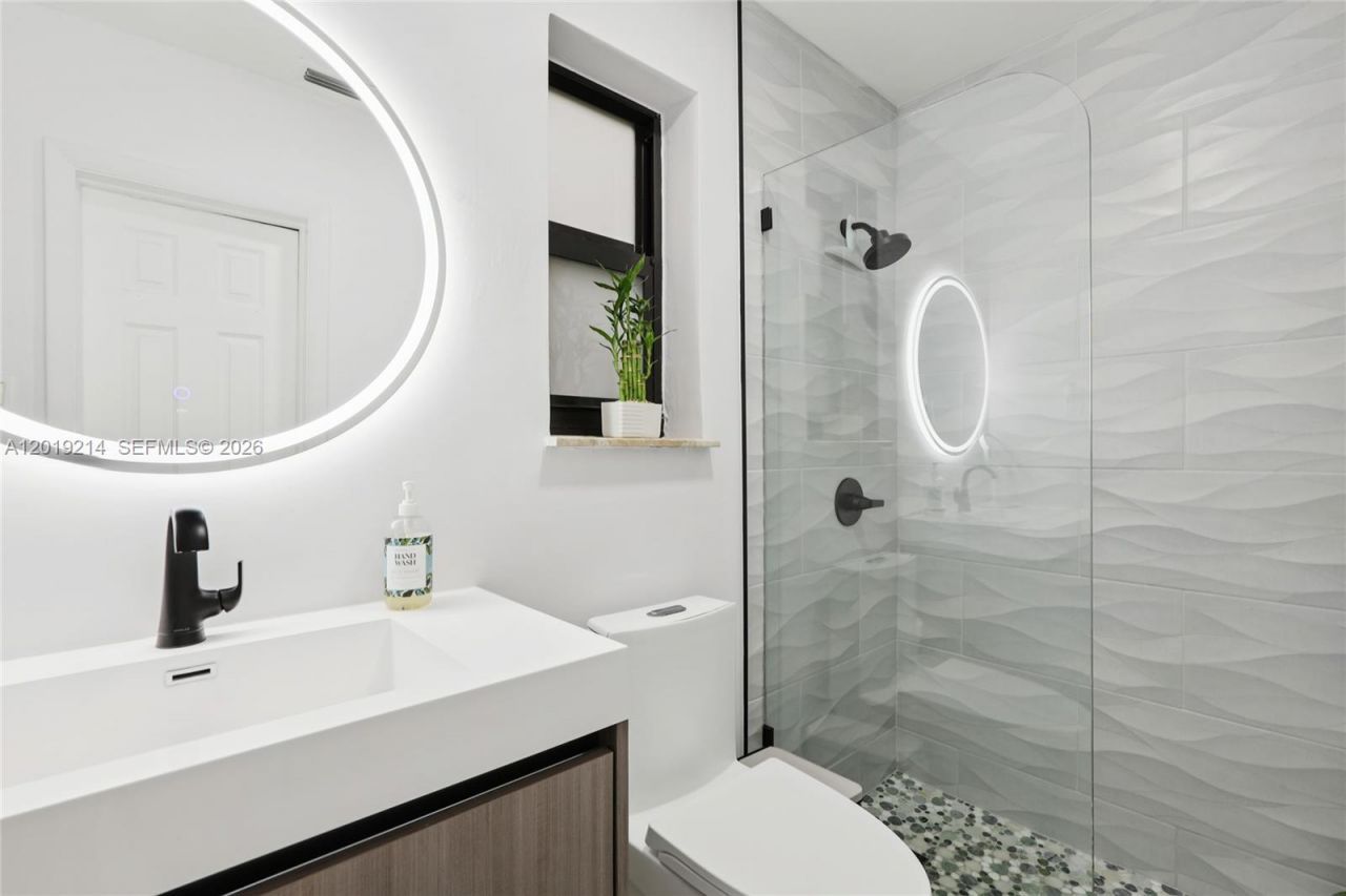 Please Call For Address, Hollywood, FL 33021 Photo