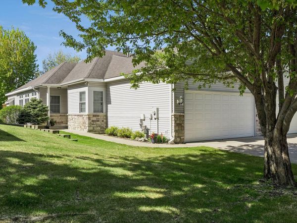 724 Gilfillan Lane, White Bear Twp, MN 55127