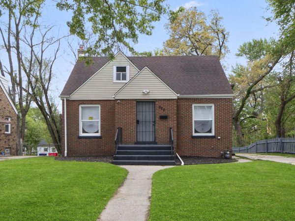825 E 43rd Place, Gary, IN 46409