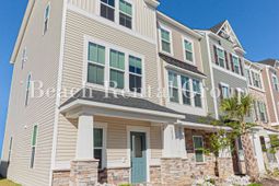 303 Golan Circle  photo 4