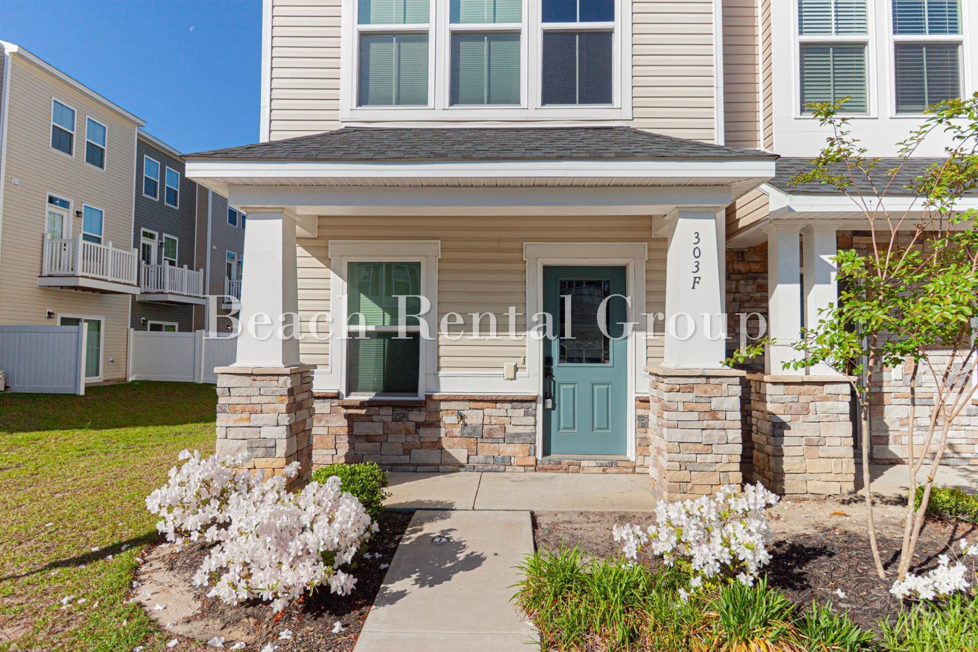 303 Golan Circle  Photo 4