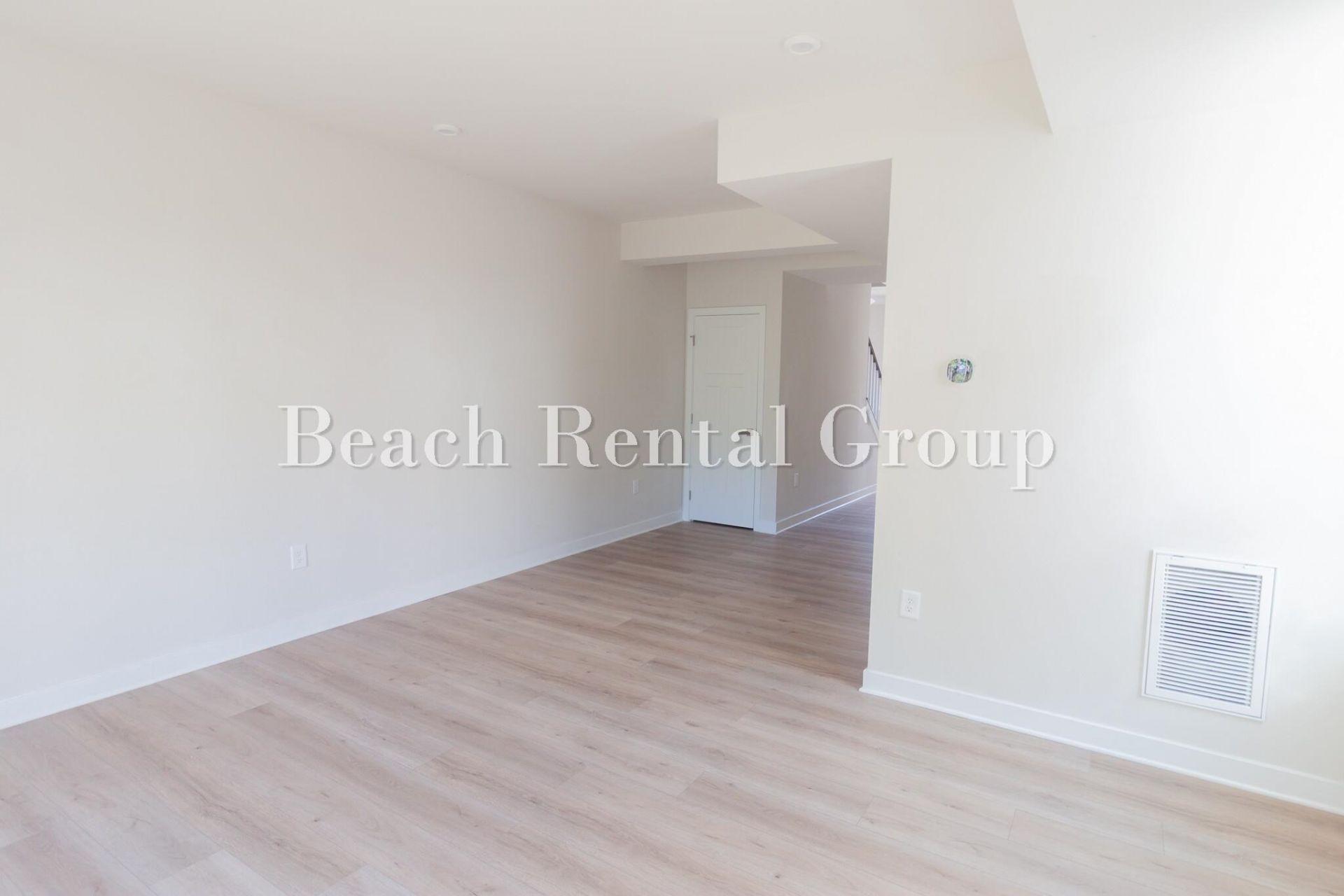 303 Golan Circle  Photo 5