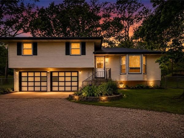 863 Kendall Road, Peculiar, MO 64078