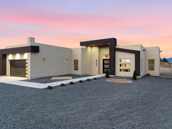 400 5th Street NE, Rio Rancho, NM 87124