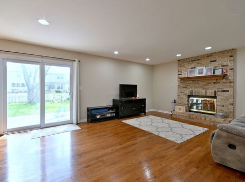 Main Photo