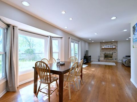 Main Photo