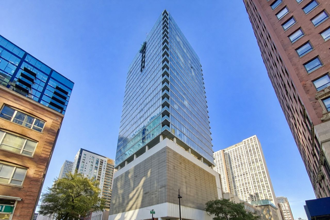 550 N Saint Clair Street, Unit 2503, Chicago, IL 60611 Main Photo