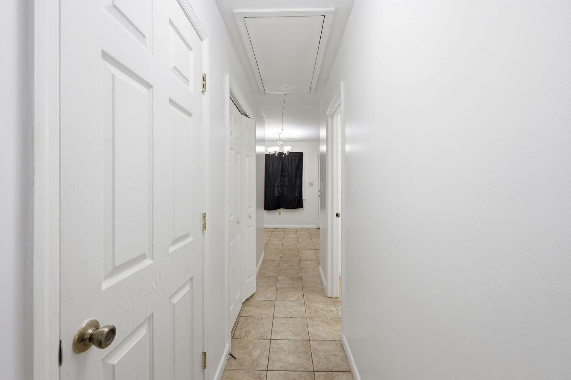 7915 Dutch Court Photo 11