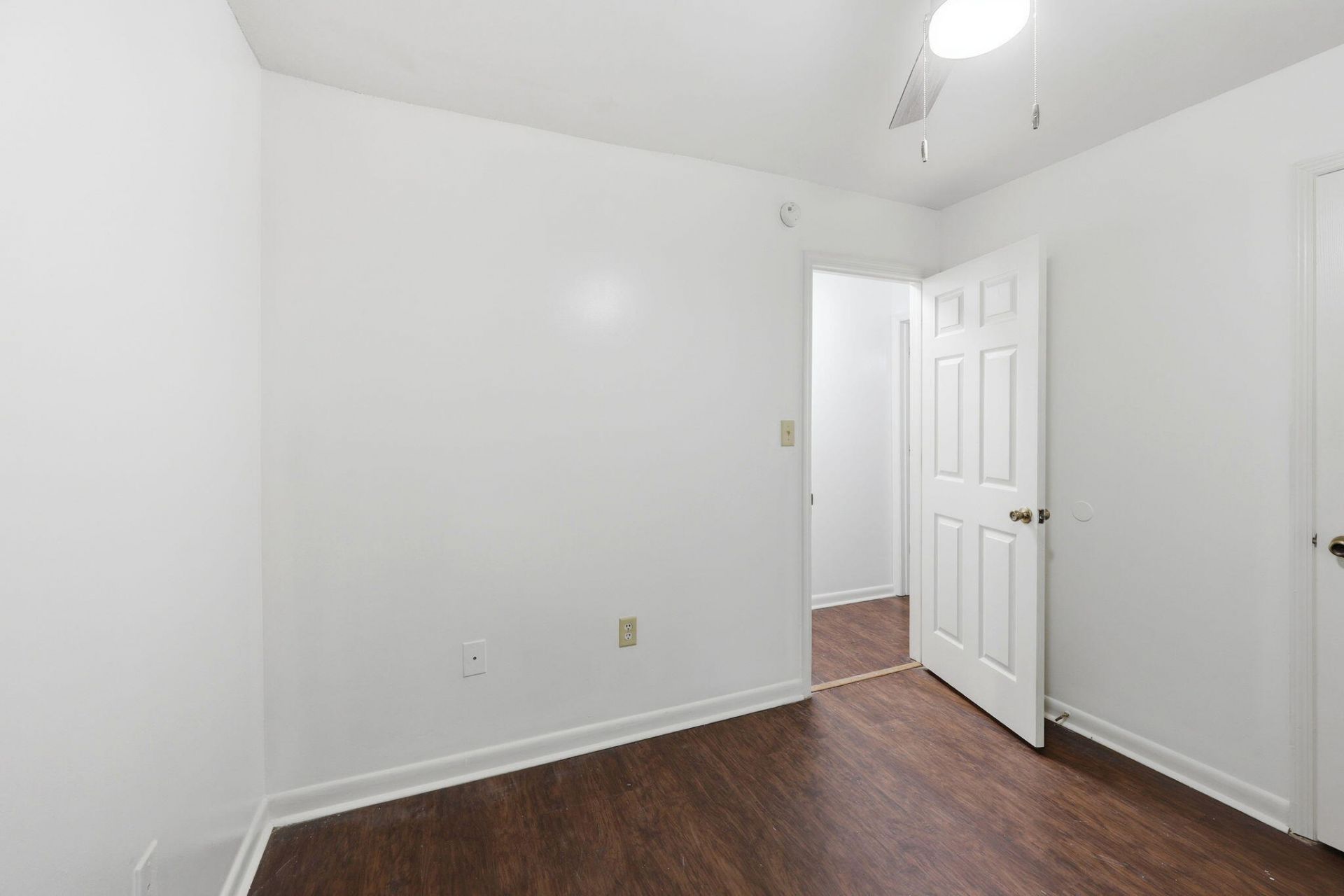 7915 Dutch Court Photo 18