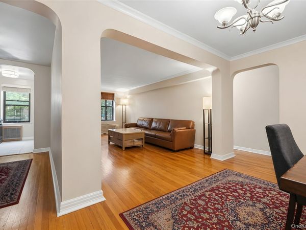 67-35 Yellowstone Boulevard, Unit 2B, Forest Hills, NY 11375