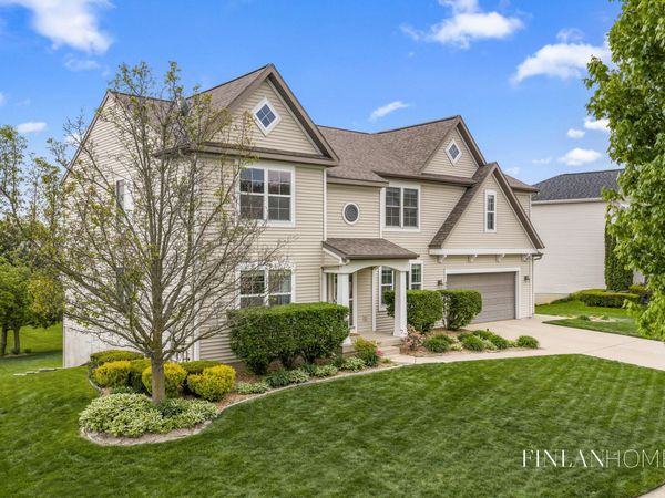 8980 Alanada Drive SE, Caledonia, MI 49316