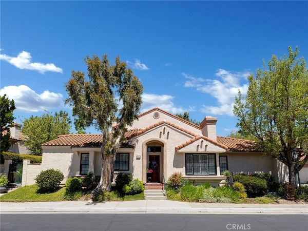 424 Country Club Drive, Unit A, Simi Valley, CA 93065