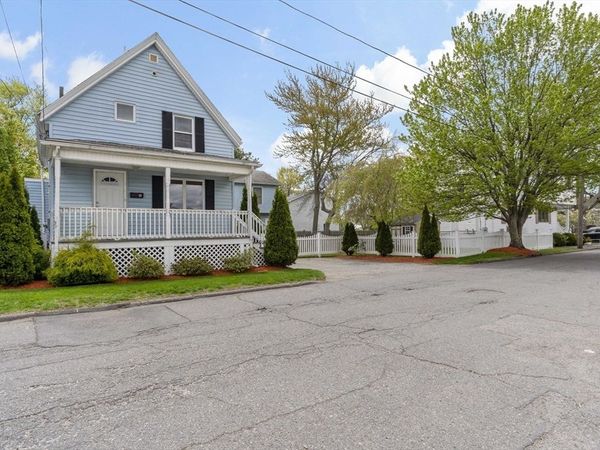 6 Lindsell St, Saugus, MA 01906