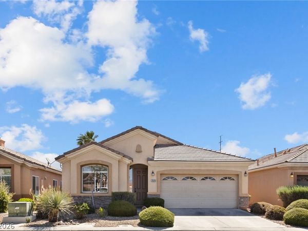 7978 Half Moon Point Drive, Las Vegas, NV 89113