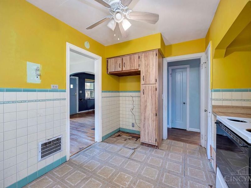 1438 Robinwood Avenue, Cincinnati, OH 45237 Photo 8