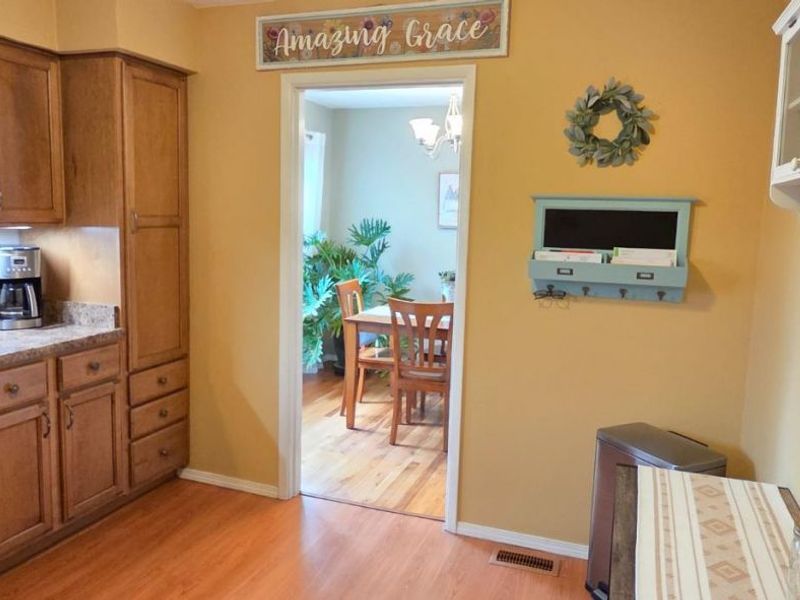 3383 Palmhill Lane, Green Township, OH 45239 Photo 9