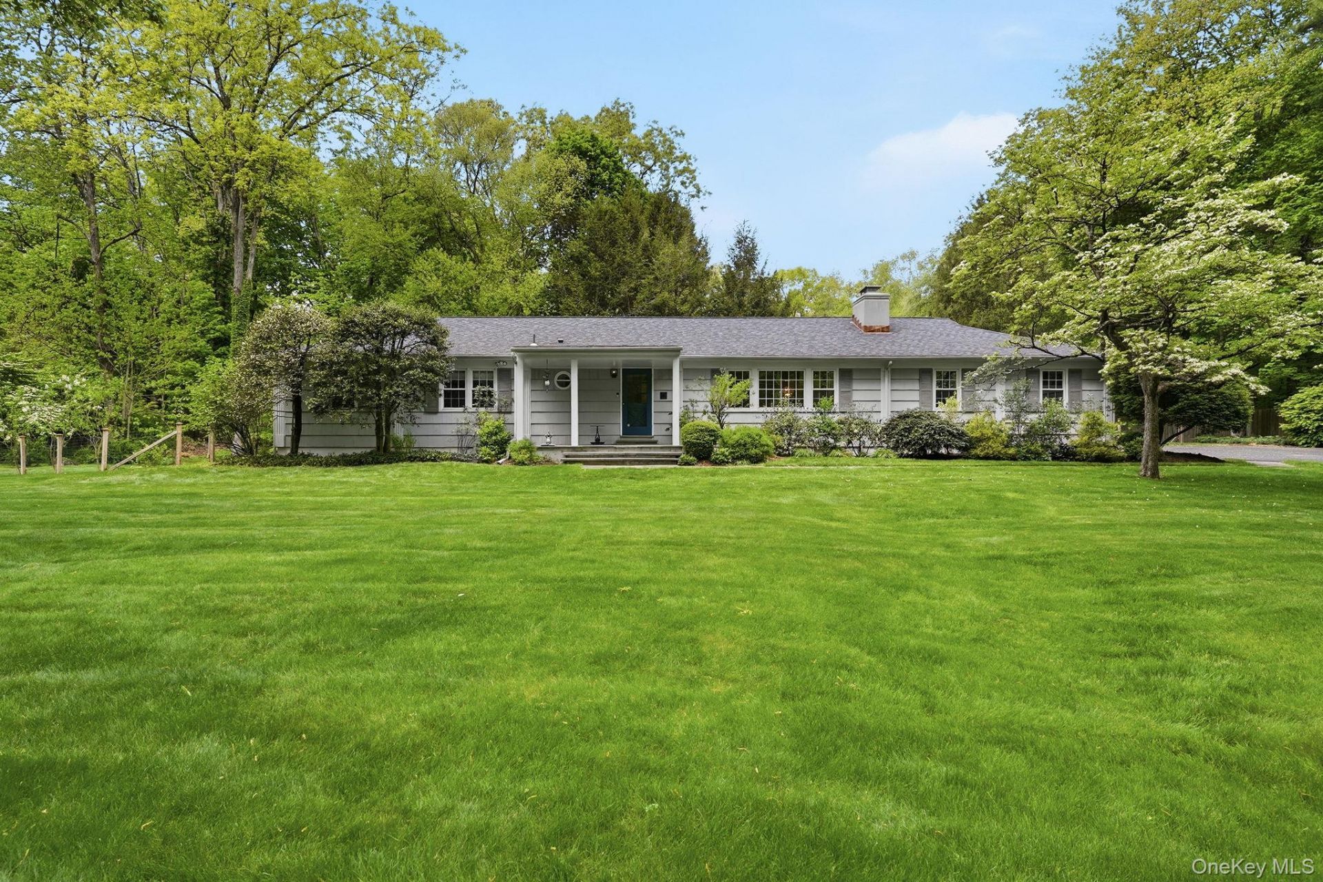 4 Loop Road , Bedford, NY 10506 Main Photo