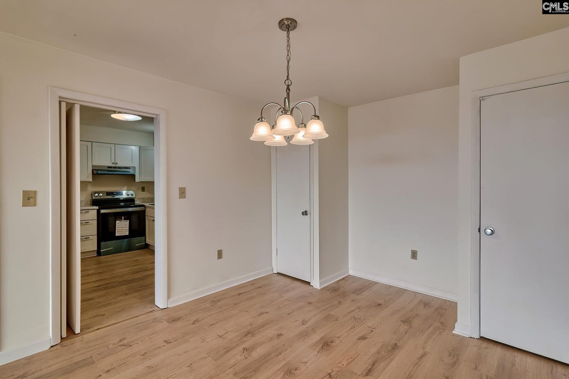 1825 St. Julian  Photo 10