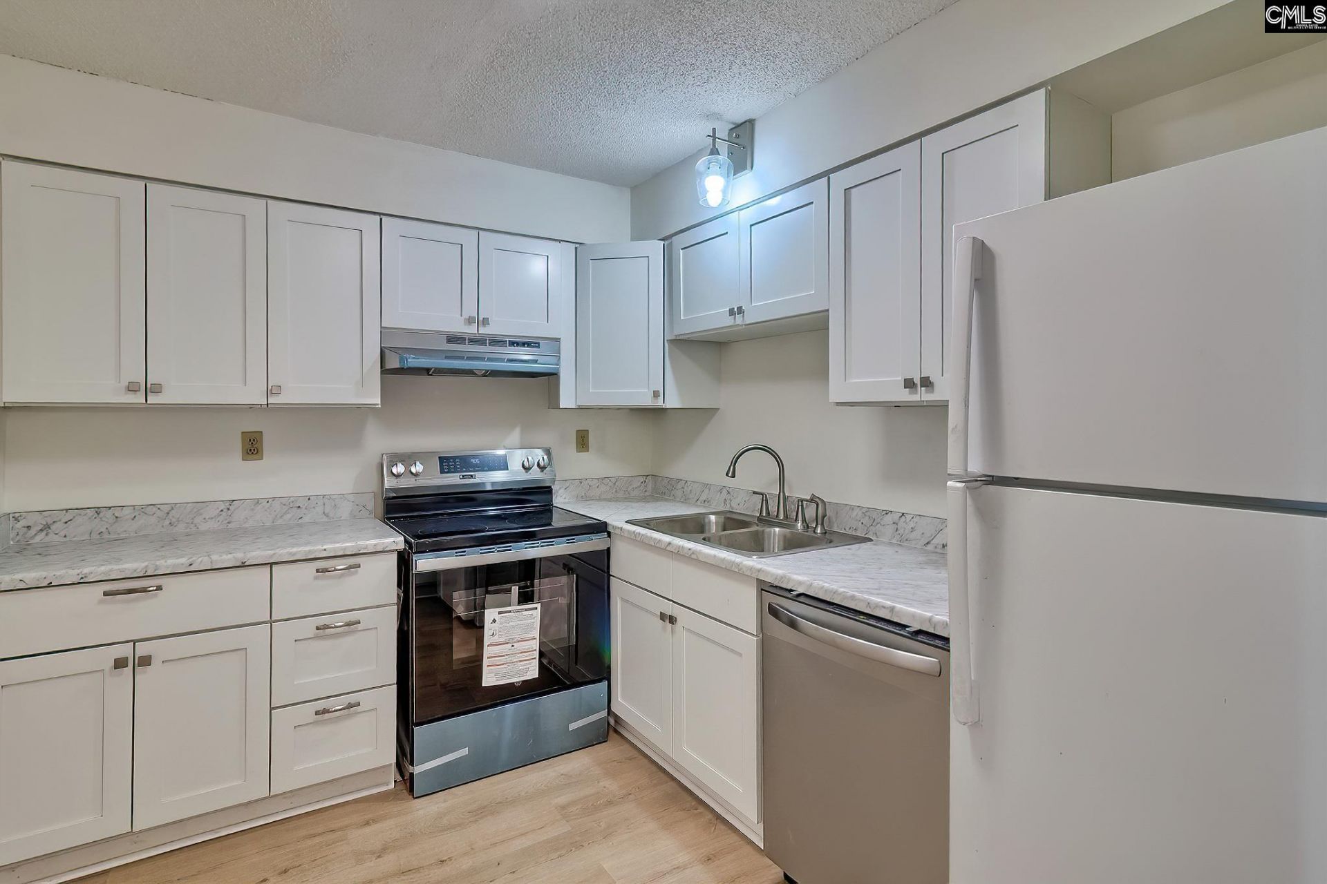 1825 St. Julian  Photo 12