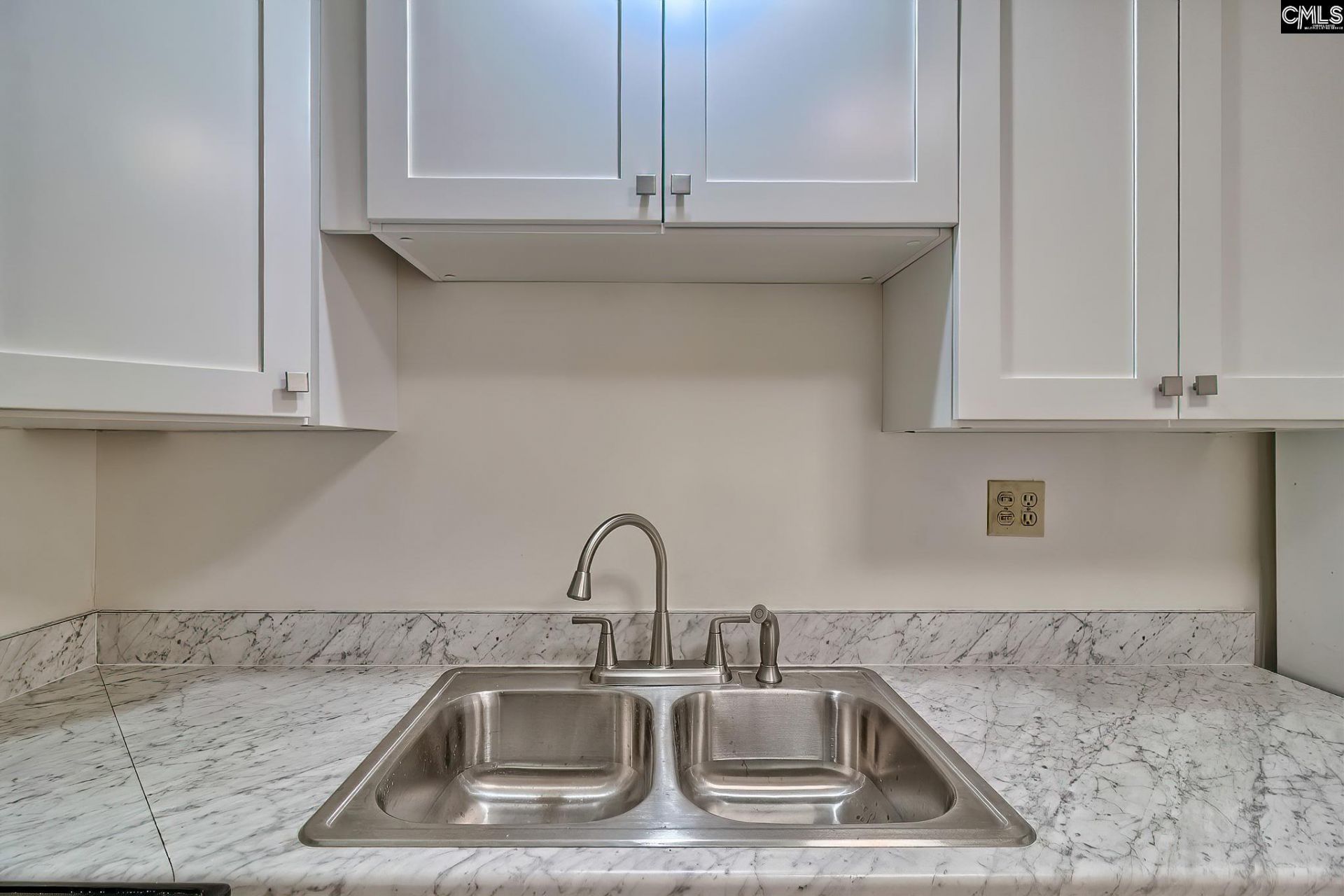 1825 St. Julian  Photo 14