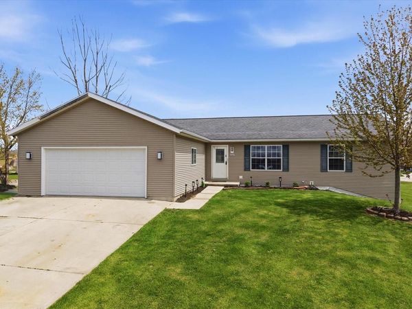 3207 School STREET, Sheboygan Falls, WI 53085