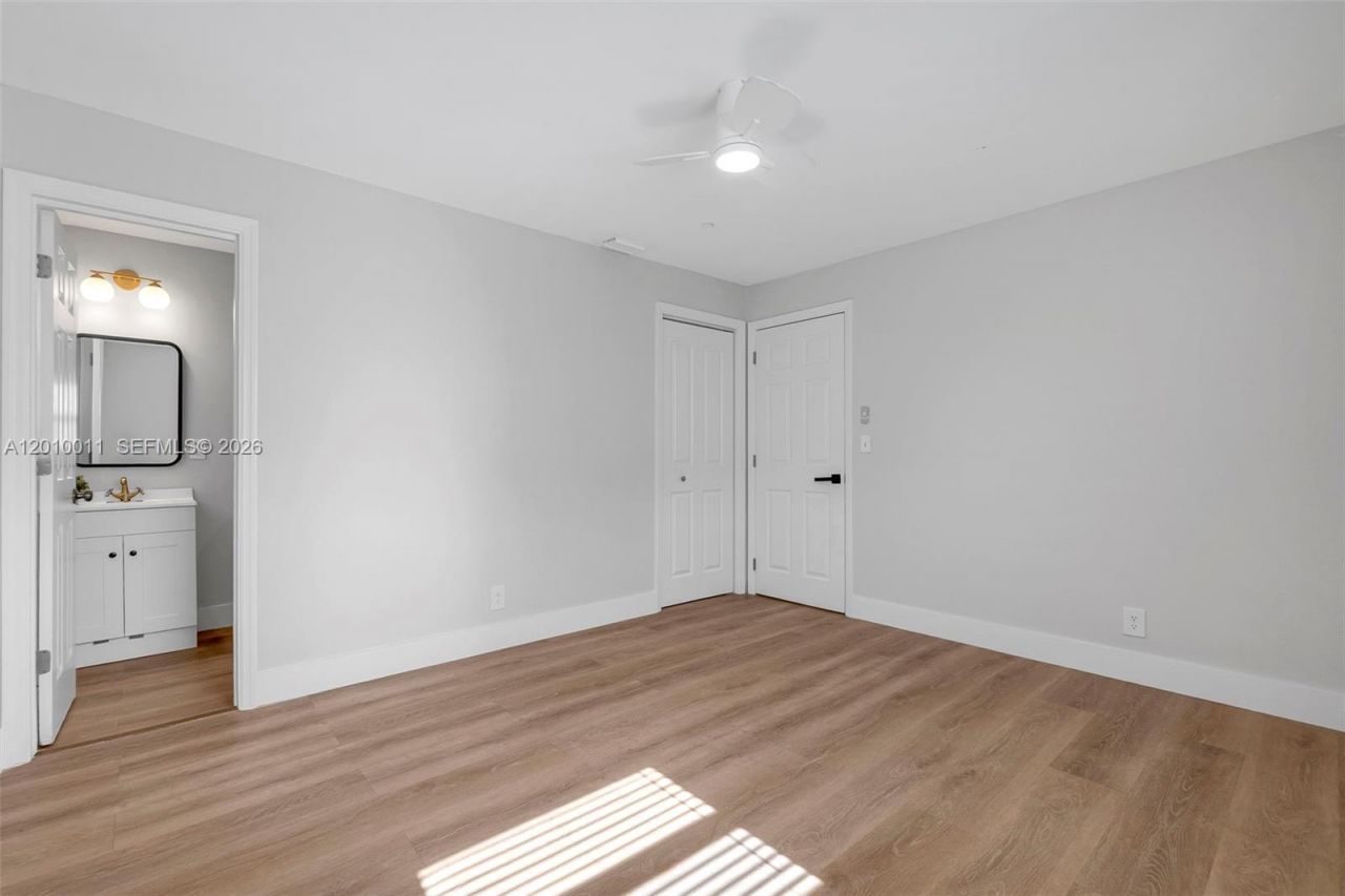 700 NW 18th St , Unit 1-2, Fort Lauderdale, FL 33311 Photo