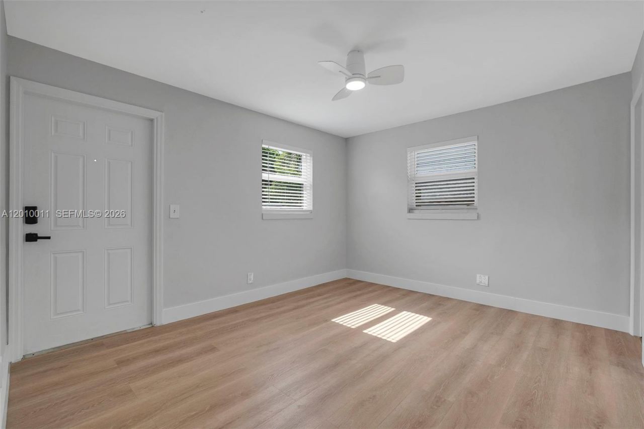 700 NW 18th St , Unit 1-2, Fort Lauderdale, FL 33311 Photo
