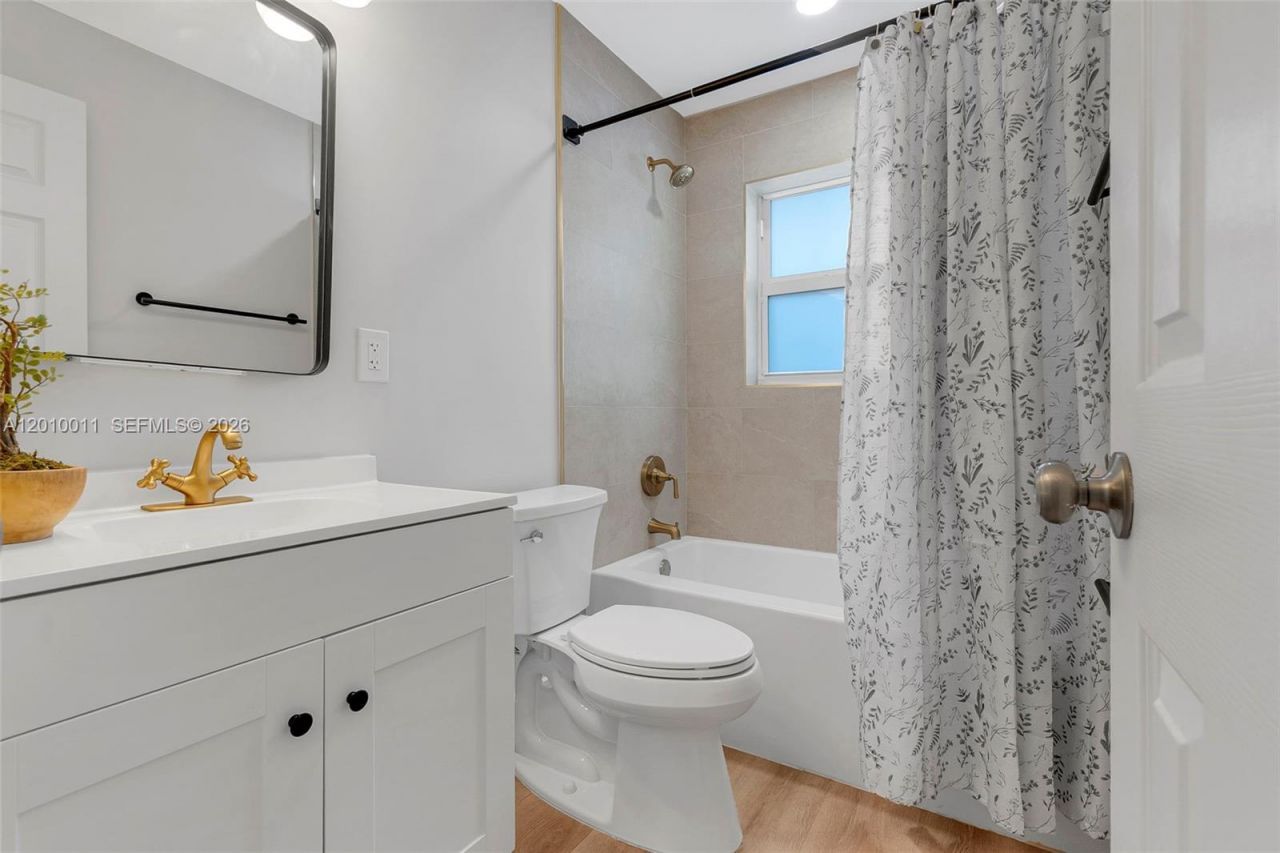 700 NW 18th St , Unit 1-2, Fort Lauderdale, FL 33311 Photo