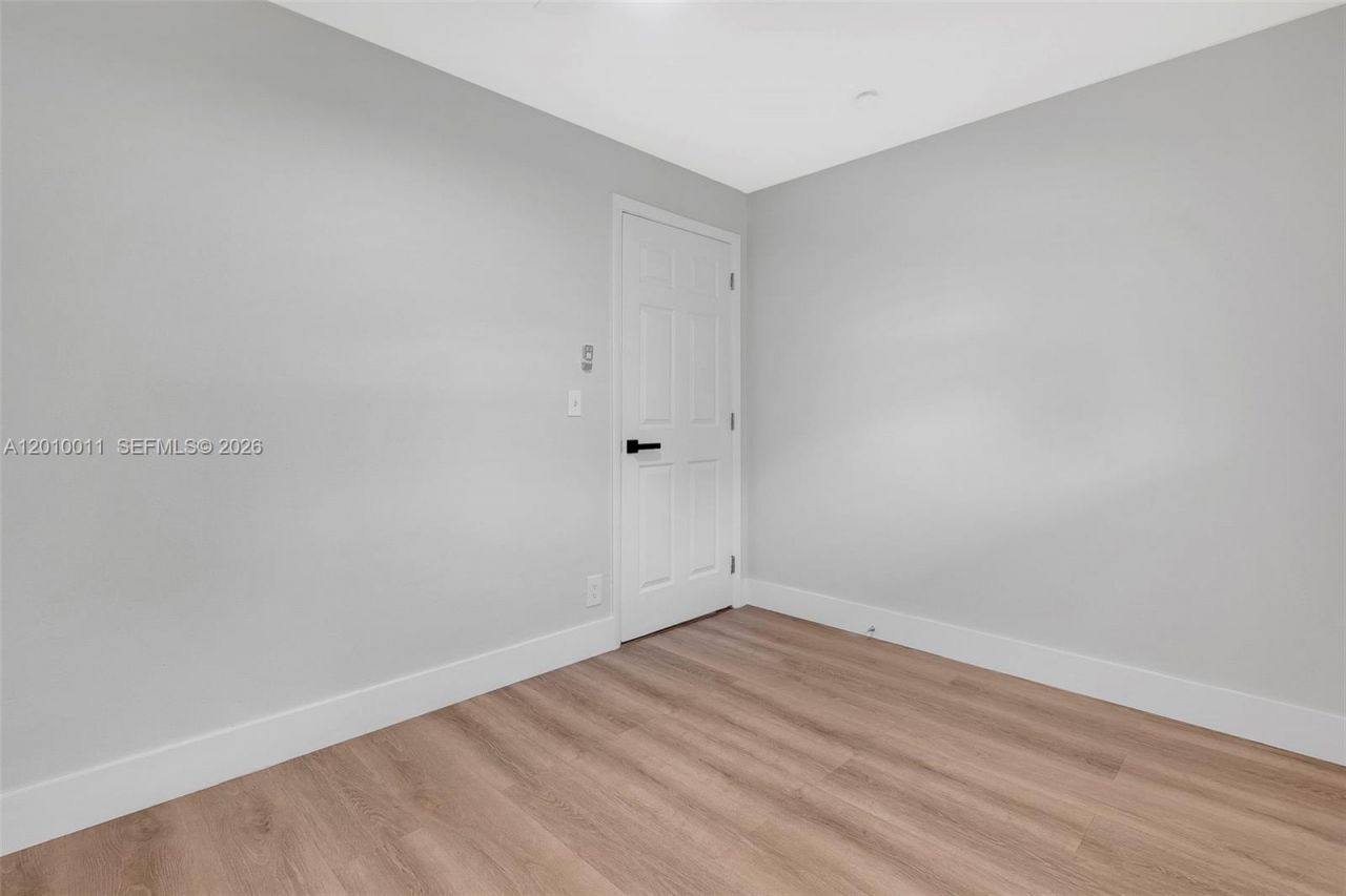 700 NW 18th St , Unit 1-2, Fort Lauderdale, FL 33311 Photo