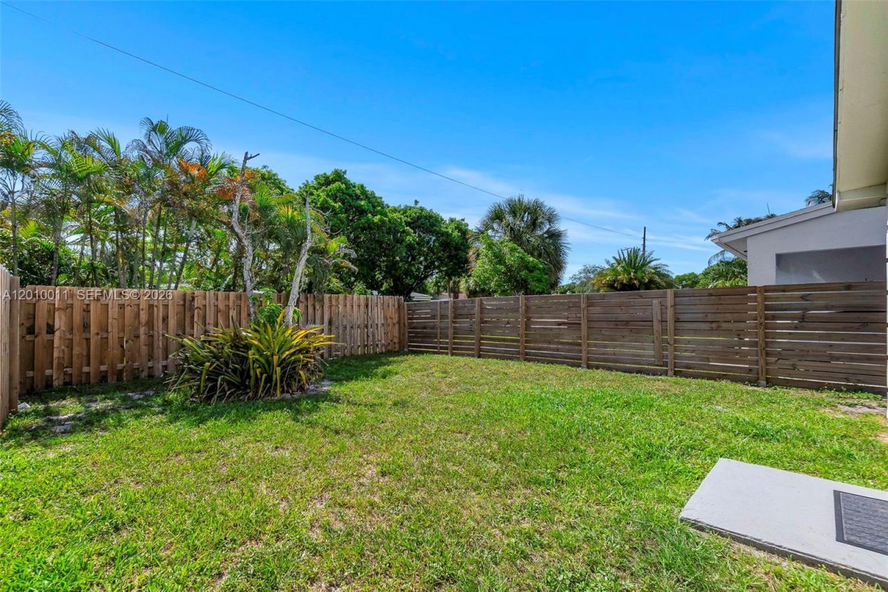 700 NW 18th St , Unit 1-2, Fort Lauderdale, FL 33311 Photo