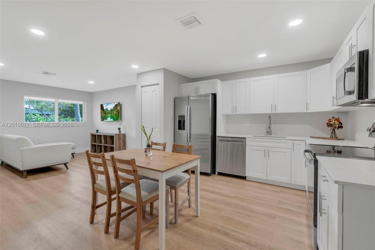700 NW 18th St , Unit 1-2, Fort Lauderdale, FL 33311 Photo