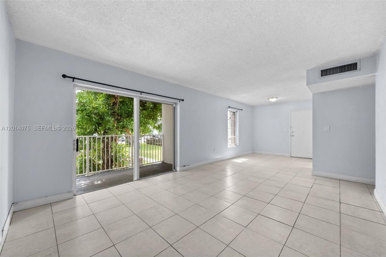 5112 NW 79th Ave , Unit 204, Doral, FL 33166 Photo