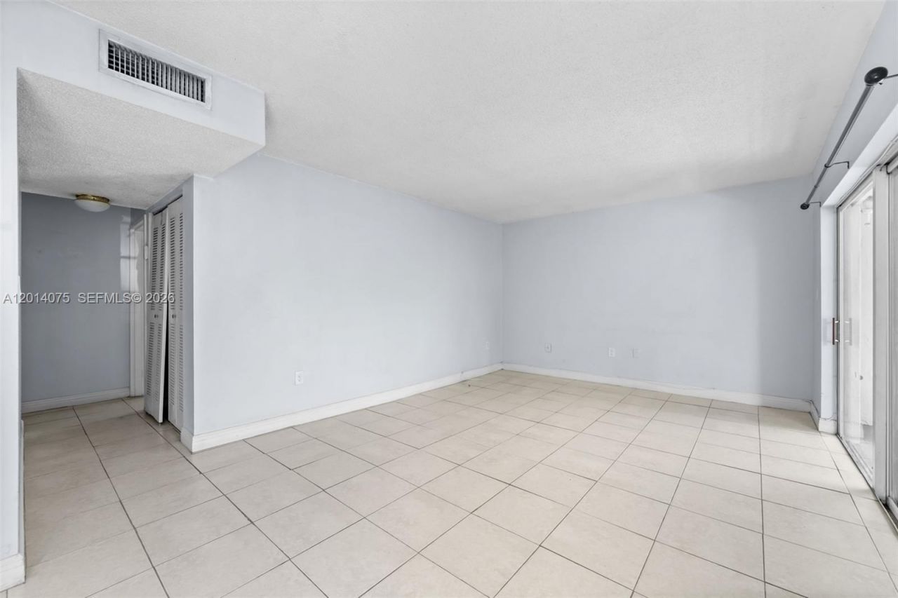 5112 NW 79th Ave , Unit 204, Doral, FL 33166 Photo