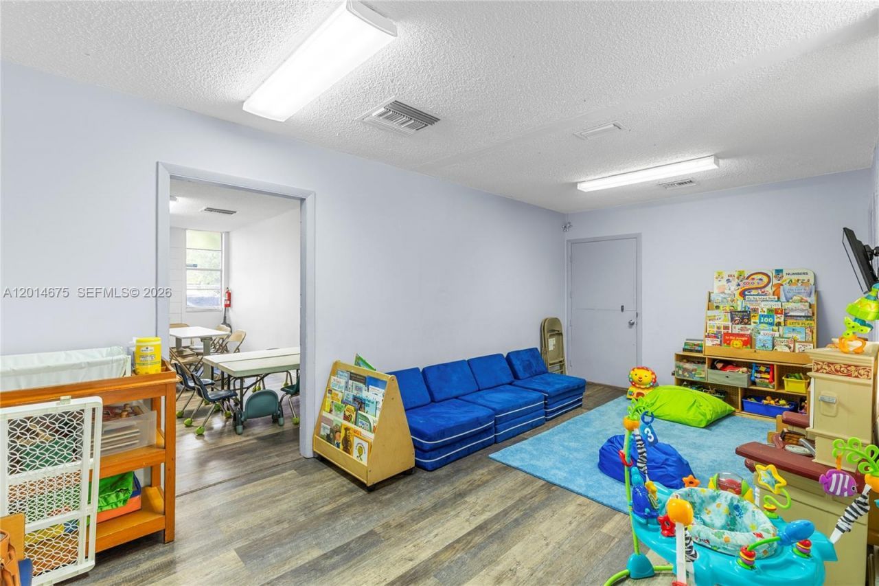 8530 Stirling Rd , Davie, FL 33024 Photo