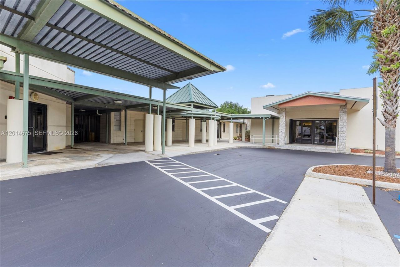 8530 Stirling Rd , Davie, FL 33024 Photo