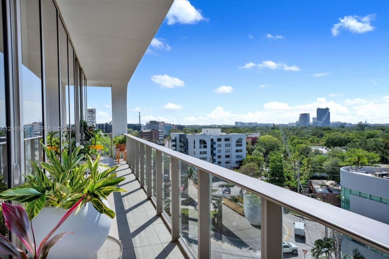 2678 Tigertail Ave, Unit 601, Miami, FL 33133 Photo