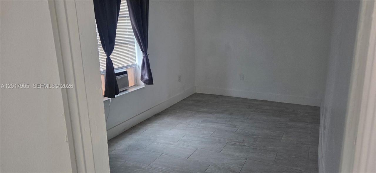 2761 NW 16th Ter , Unit 2, Miami, FL 33125 Photo