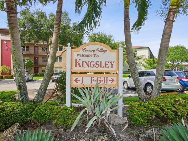 13455 SW 9th Ct, Unit 314J, Pembroke Pines, FL 33027