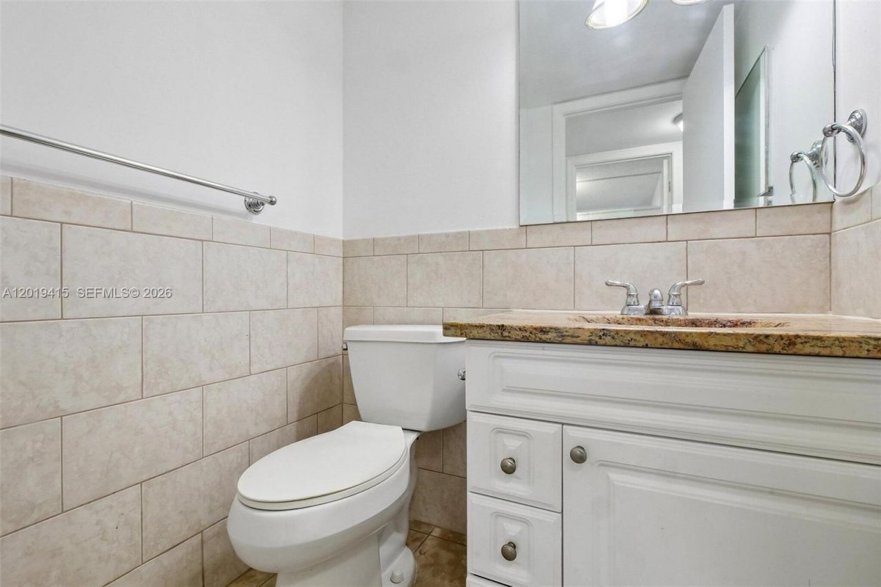 13455 SW 9th Ct, Unit 314J, Pembroke Pines, FL 33027 Photo