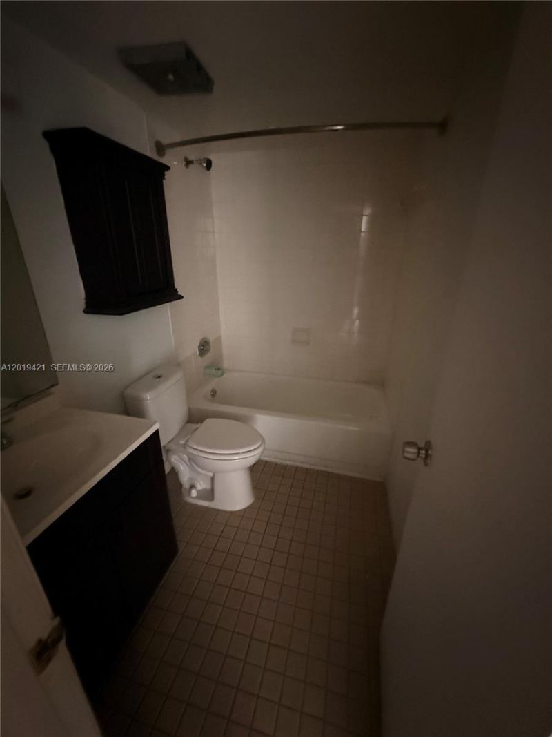 3199 Foxcroft Rd , Unit 311, Miramar, FL 33025 Photo