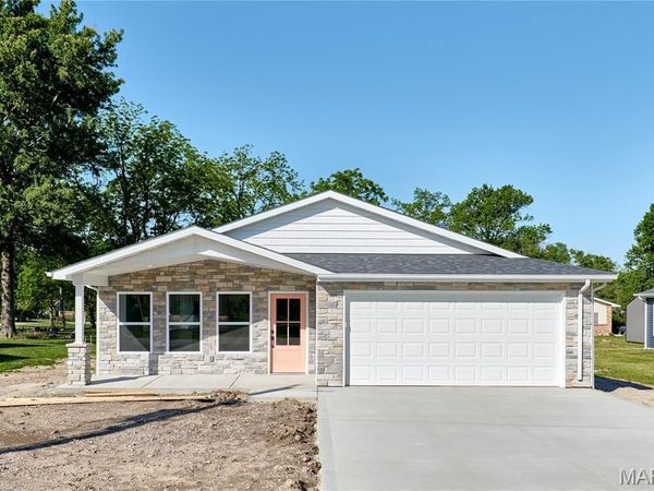 113 N Illinois Street, New Florence, MO 63363