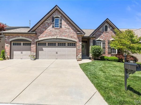 504 Sgt Pepper Drive, St Peters, MO 63376