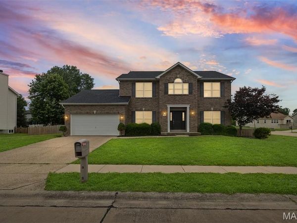 318 Edbrooke Drive, Belleville, IL 62221
