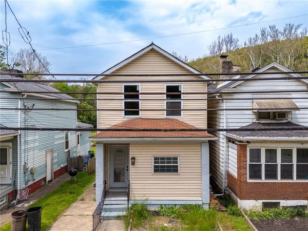 5 Ambridge, Ambridge, PA 15003