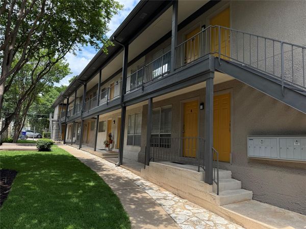 304 E 34th ST, Austin, TX 78705