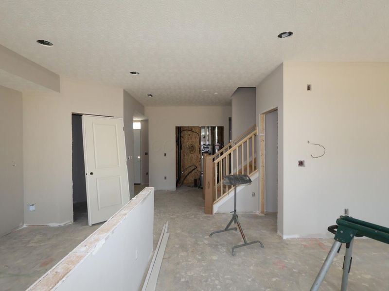 5692 Dutch Lane, Powell, OH 43065 Photo 3