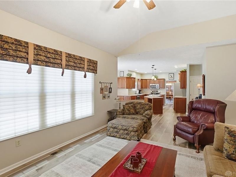 2044 Griffon Place, Centerville, OH 45459 Photo 11
