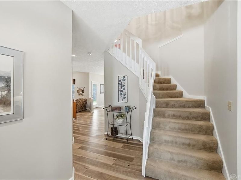 2044 Griffon Place, Centerville, OH 45459 Photo 6