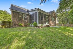 5112 Tinston Court photo 4