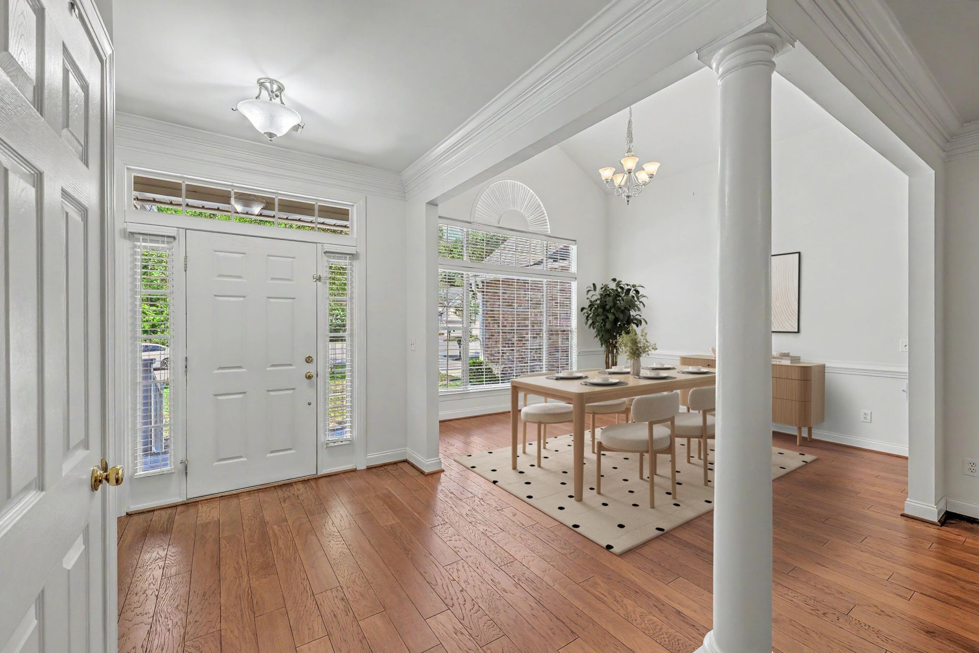 5112 Tinston Court Photo 4
